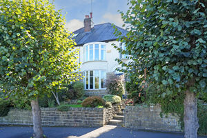 Meadow Bank Avenue